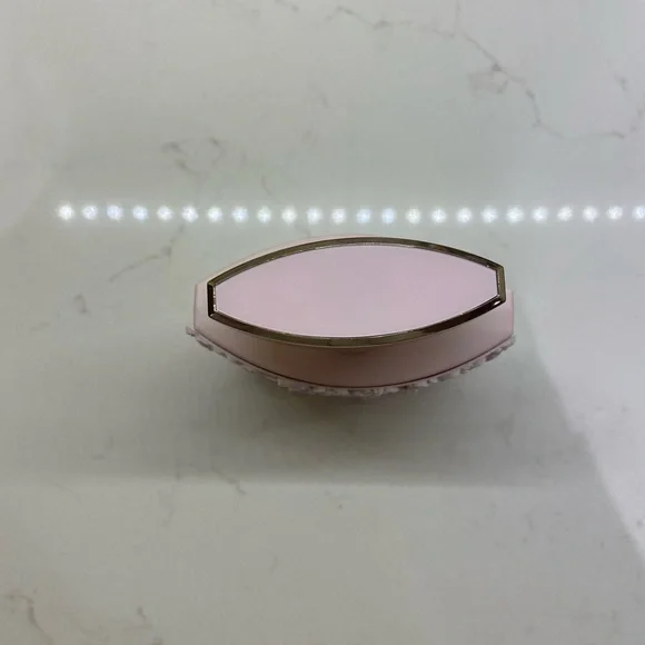 OSCAR DE LA RENTA✨ - Picture 3 of 4